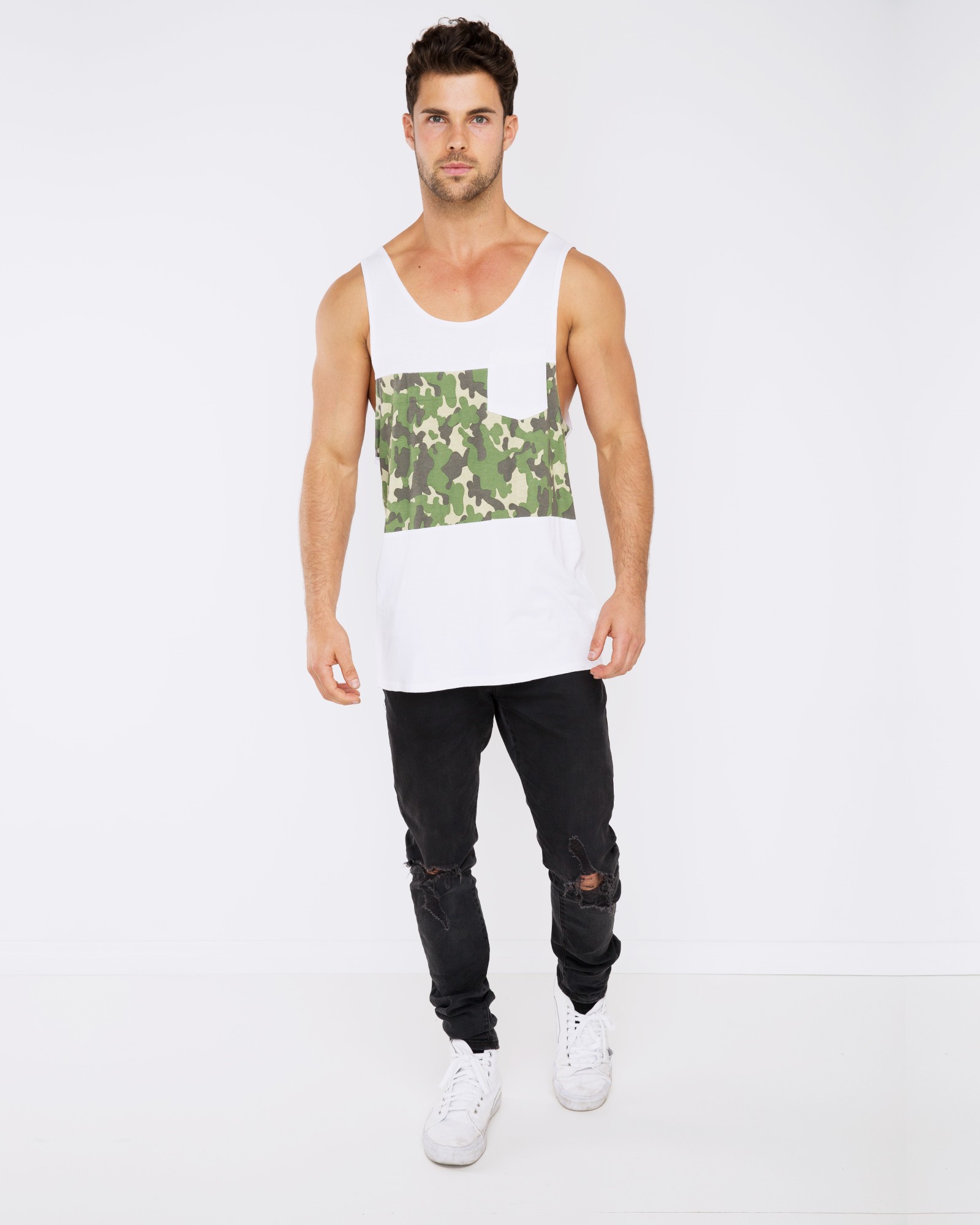 FIND ME IN THE WOODS WHITE SINGLET