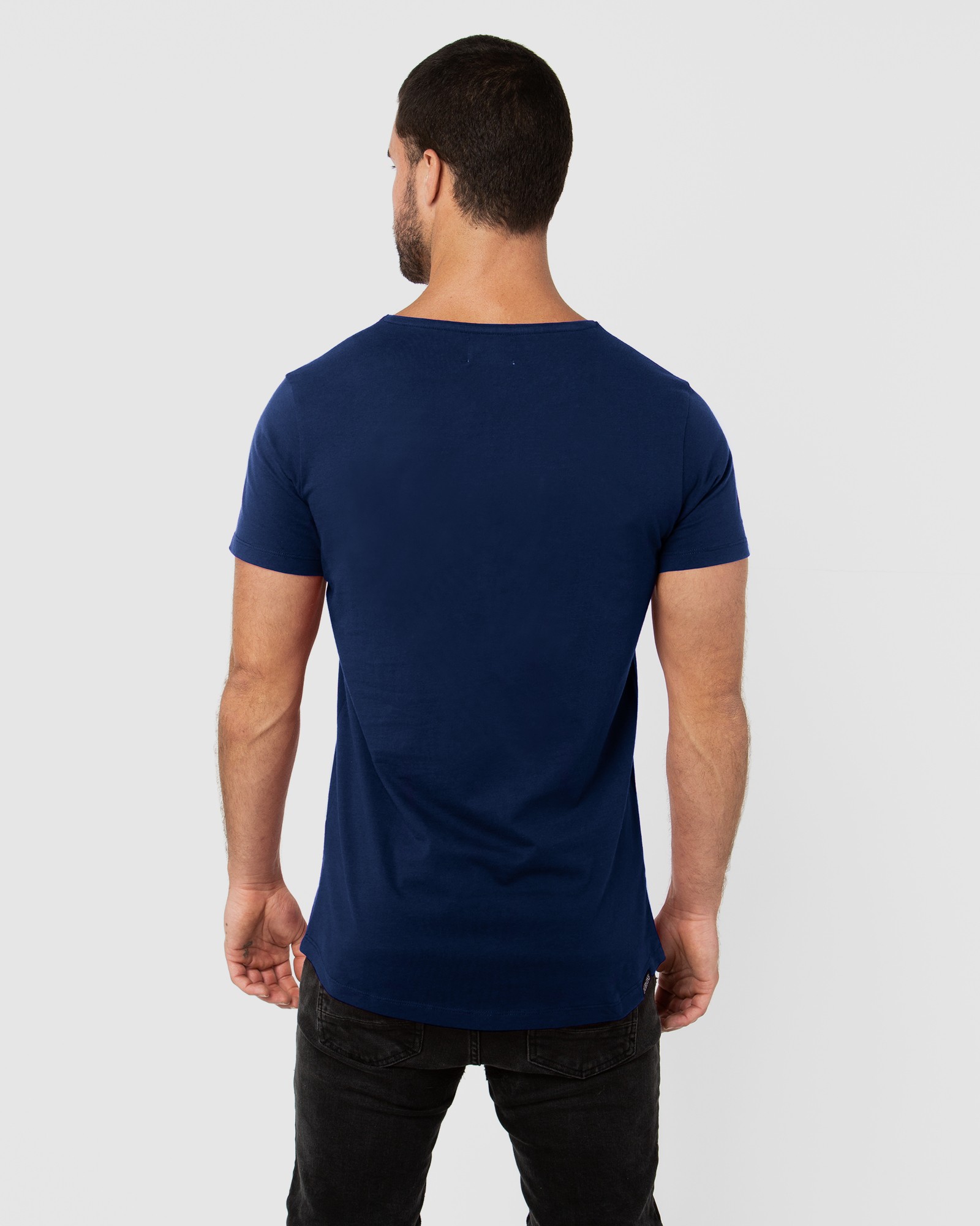 CLASSIC NAVY TEE