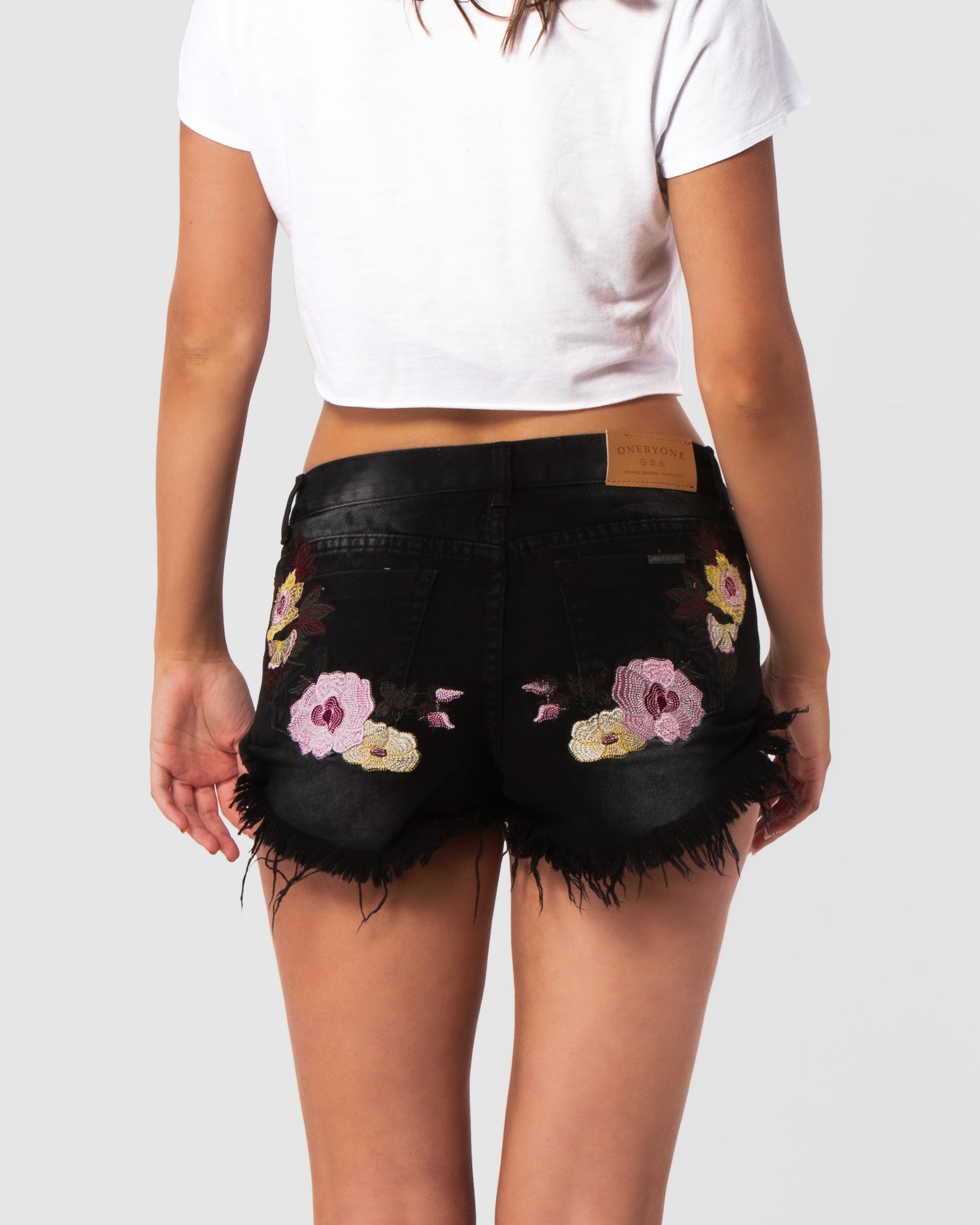 KAYLA SHORTS