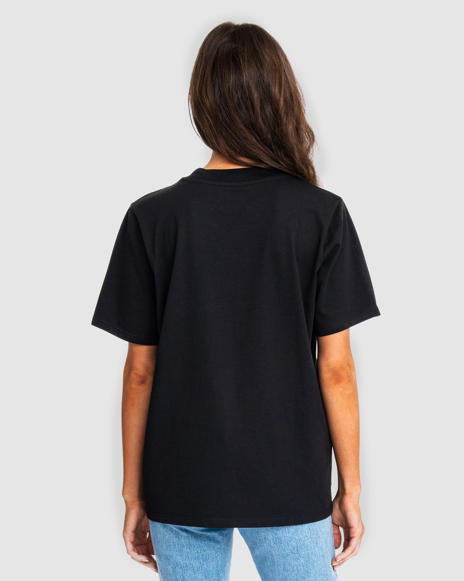 AURORA BLACK TEE