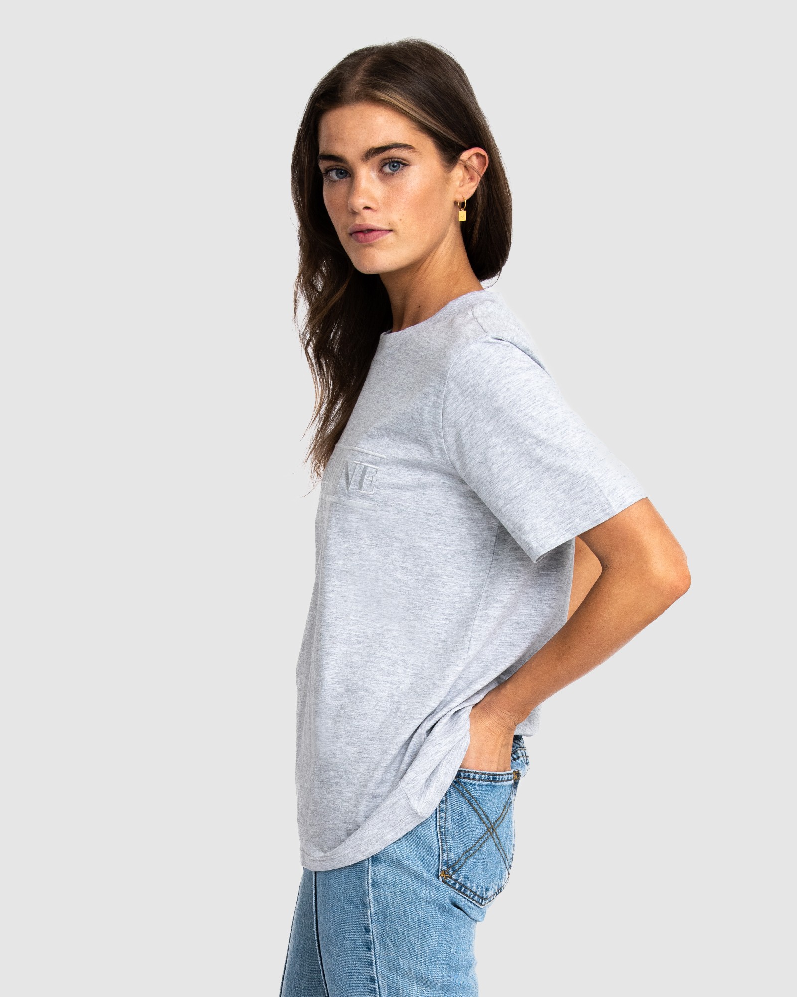 AURORA GREY TEE