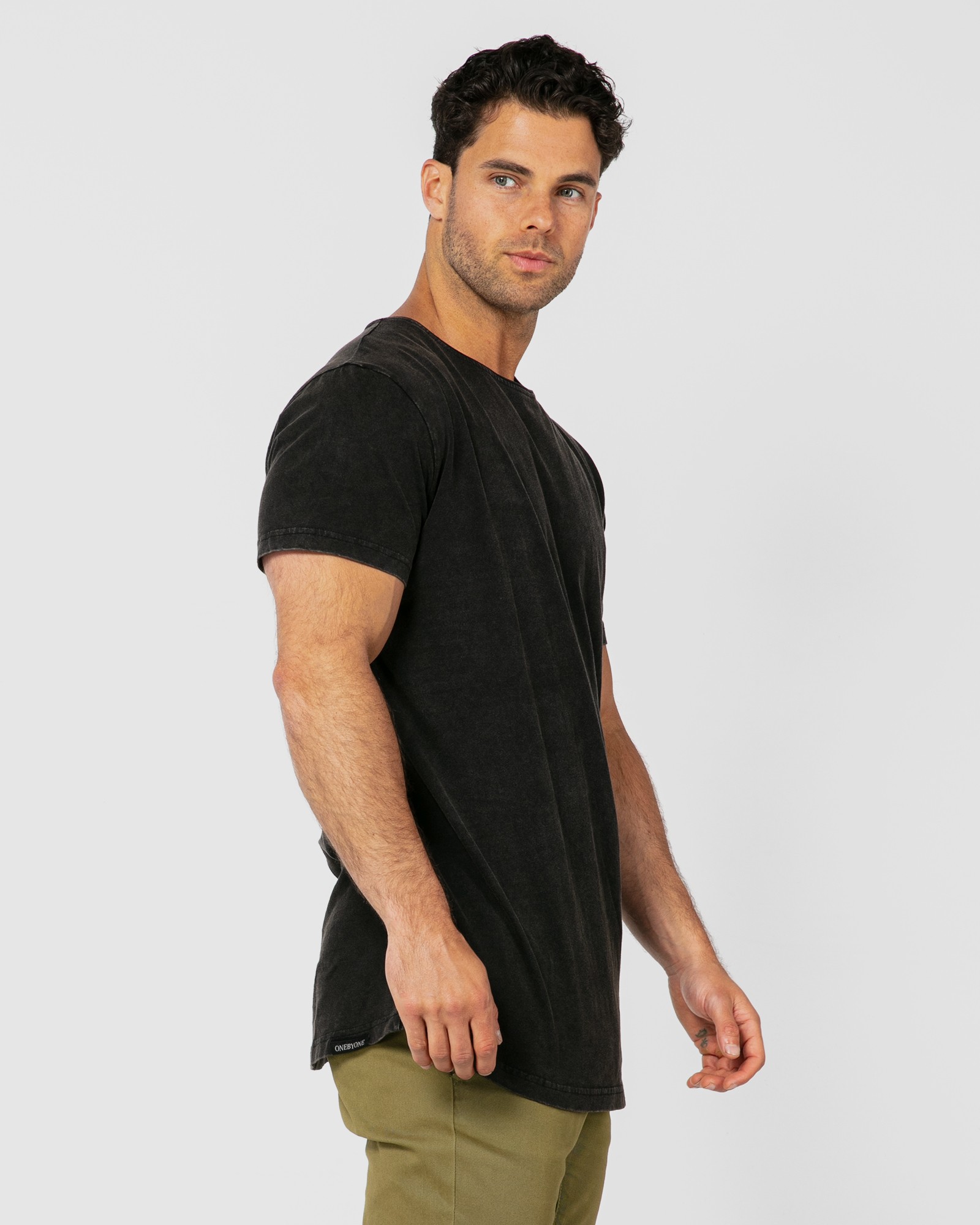 CLASSIC STONE BLACK TEE